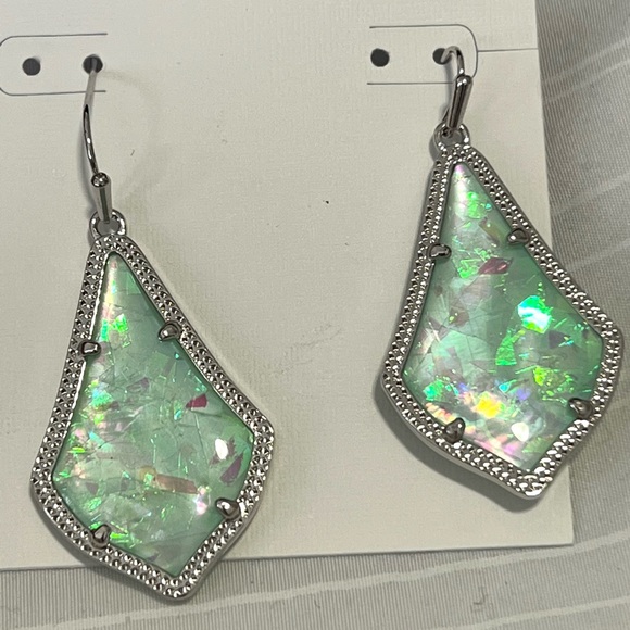 Kendra Scott Jewelry - NWT Rare & Retired Kendra Scott Alex Earrings Limited Edition Iridescent Mint!